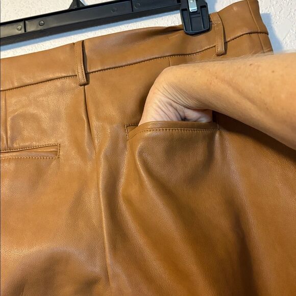 7 For All Mankind Faux Leather Wide Leg Cropped Pants Saddle Brown Sz S - Picture 6 of 9